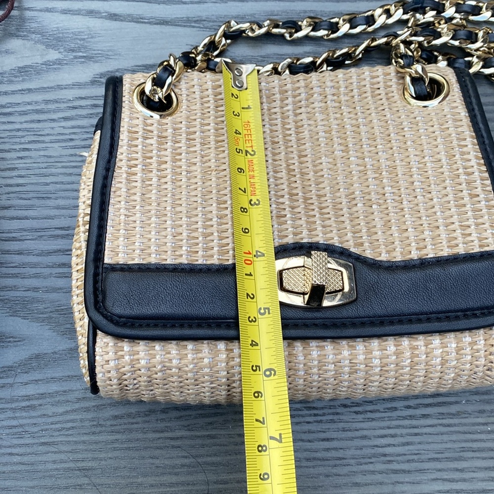 Crossbody Bag - Picture 9 of 9